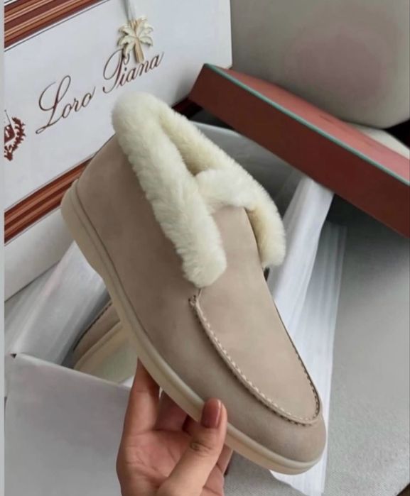 Loro Piana мокасини с пух