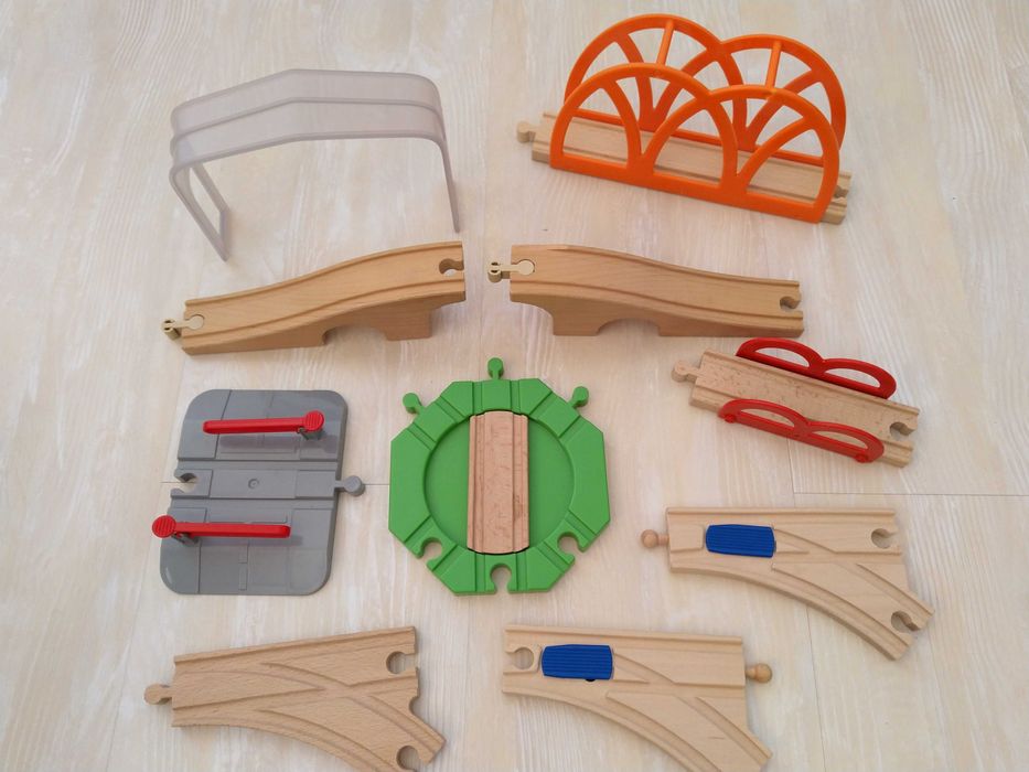 Set macazuri, poduri din lemn și plastic