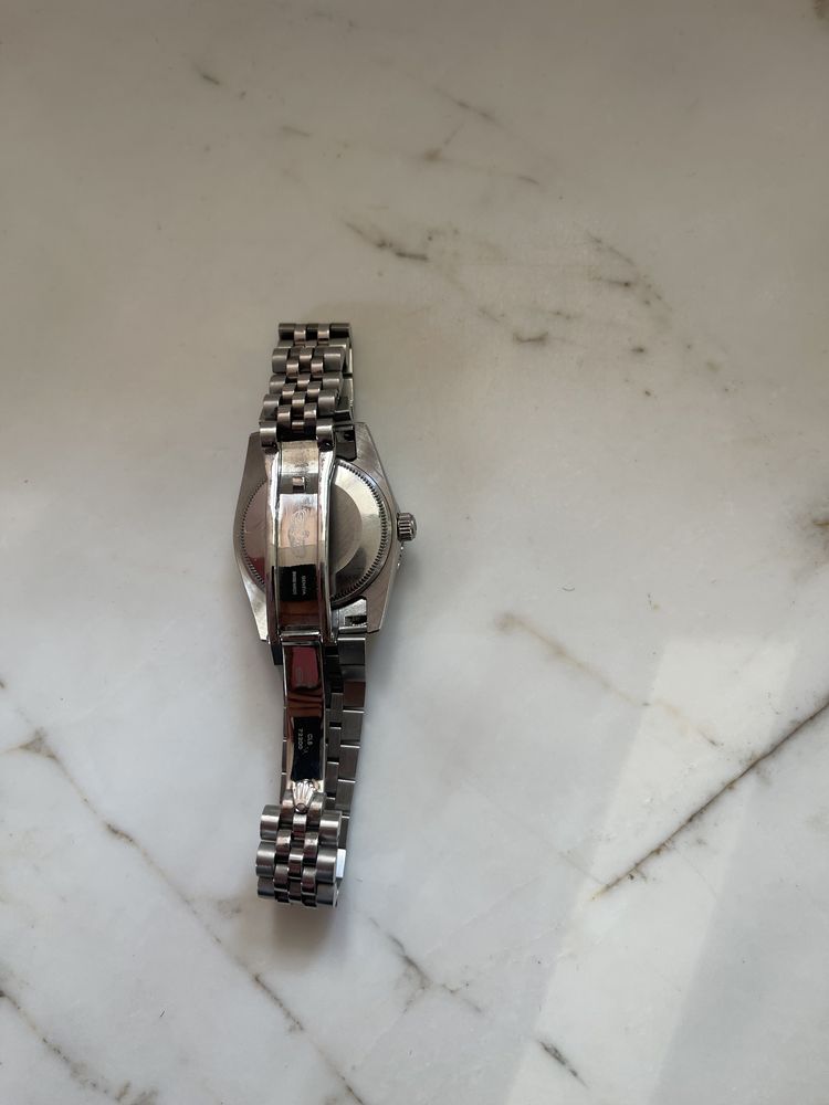 Невероятен дамски часовник Rolex BLACK промо цена