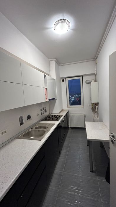 Închiriez garsoniera mobilata, 500€ (negociabil) zona Piata Sudului