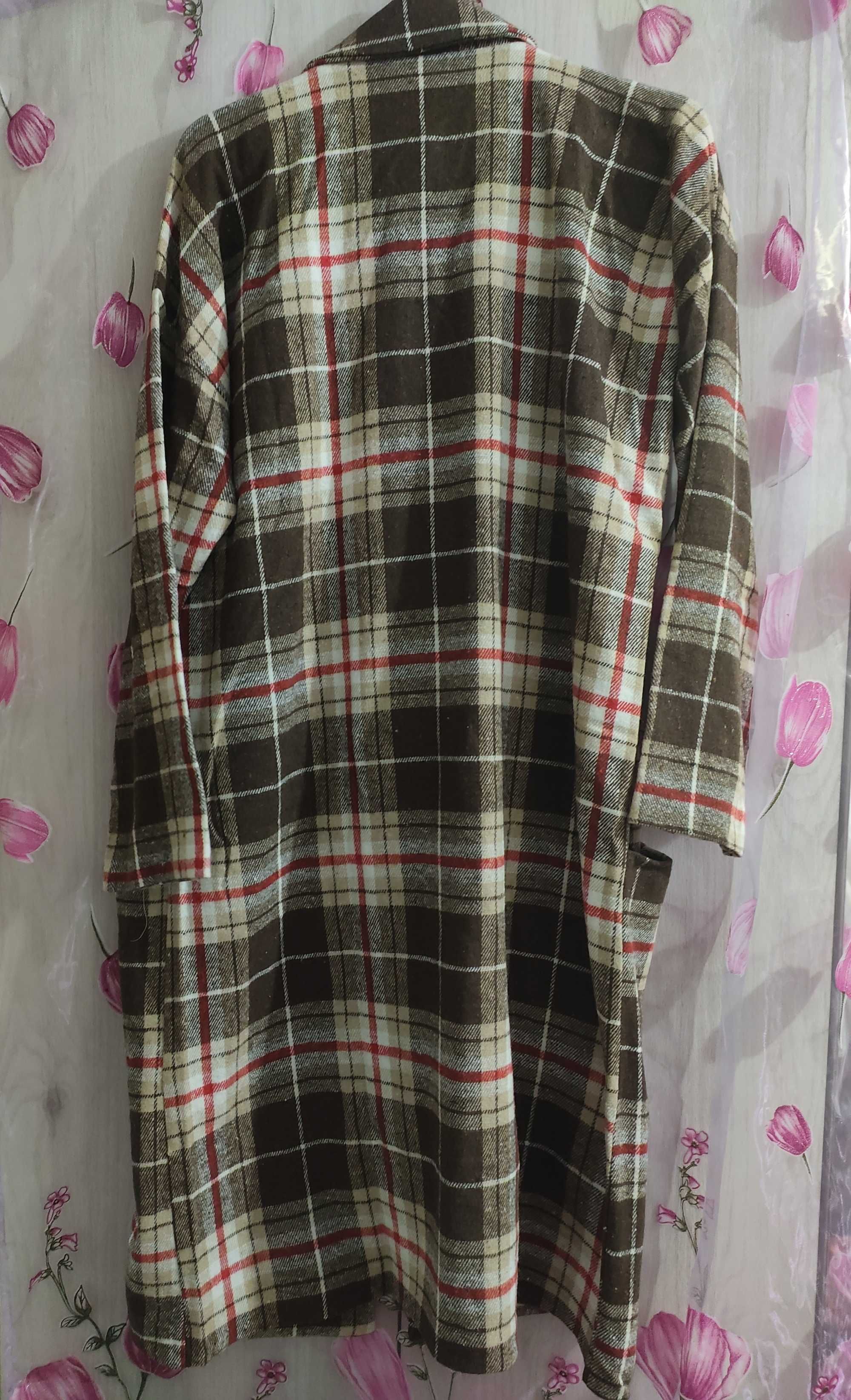 Paltoane , pardesiuri S M L XL