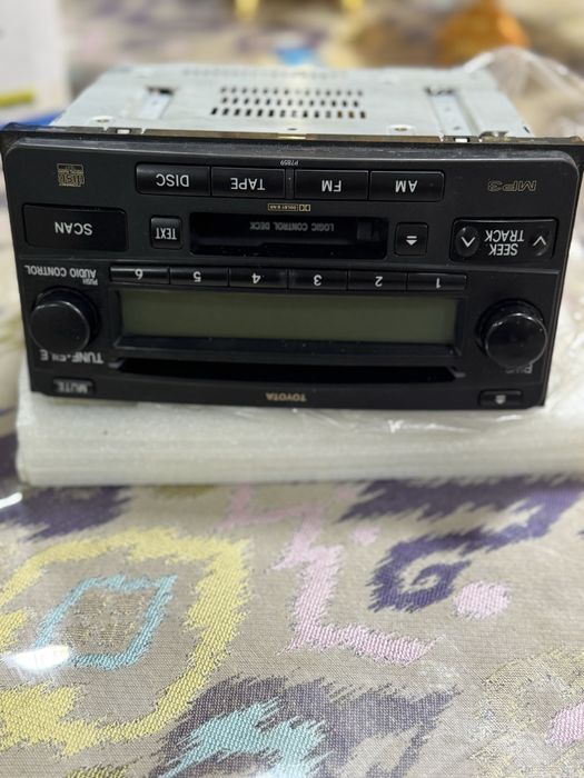 Штатная магнитола от RAF4.