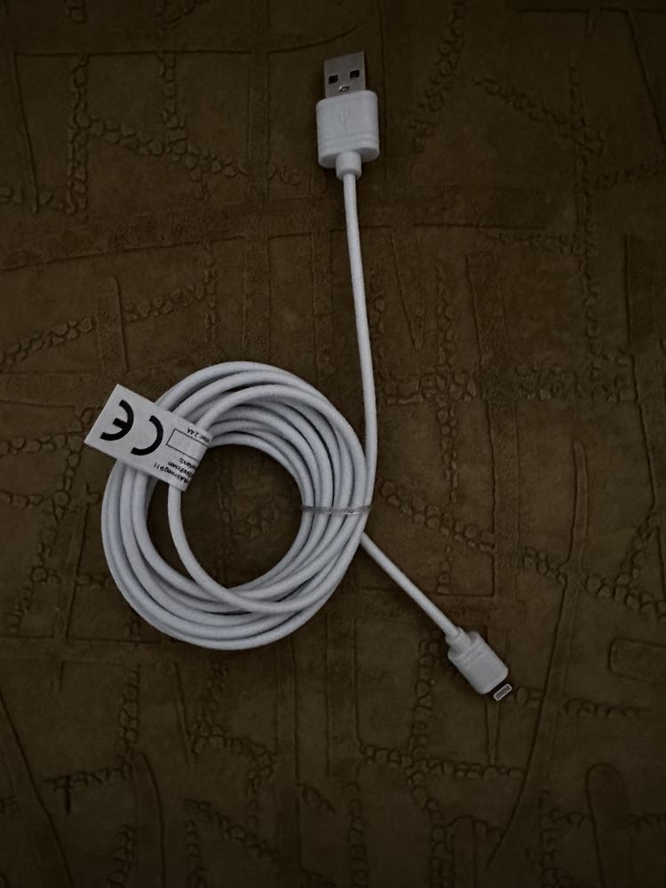 Cablu iPhone 3metri si Titan Smart Cable cu capat unghi