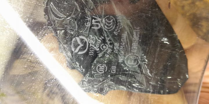 Geam fata stanga e643r-00014 Mazda 626 GF  [din 1997 pana  1999] seria