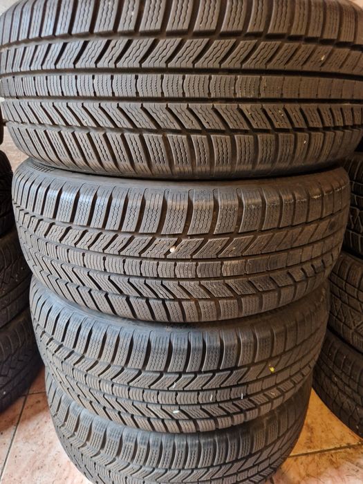 Anvelope Iarnă Continental 235 55 18