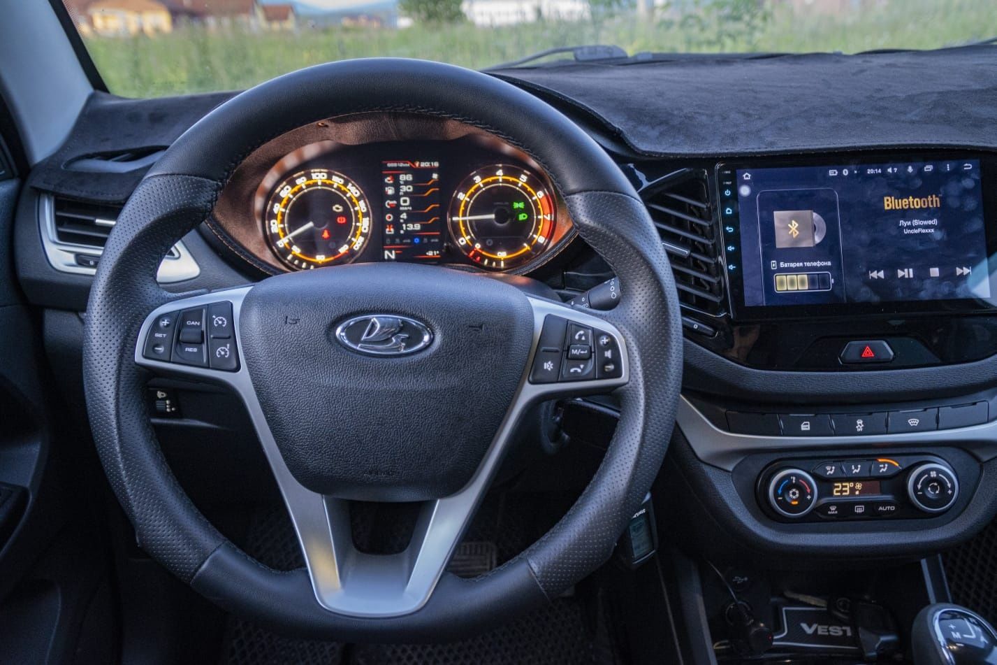Lada Vesta SW Cross
