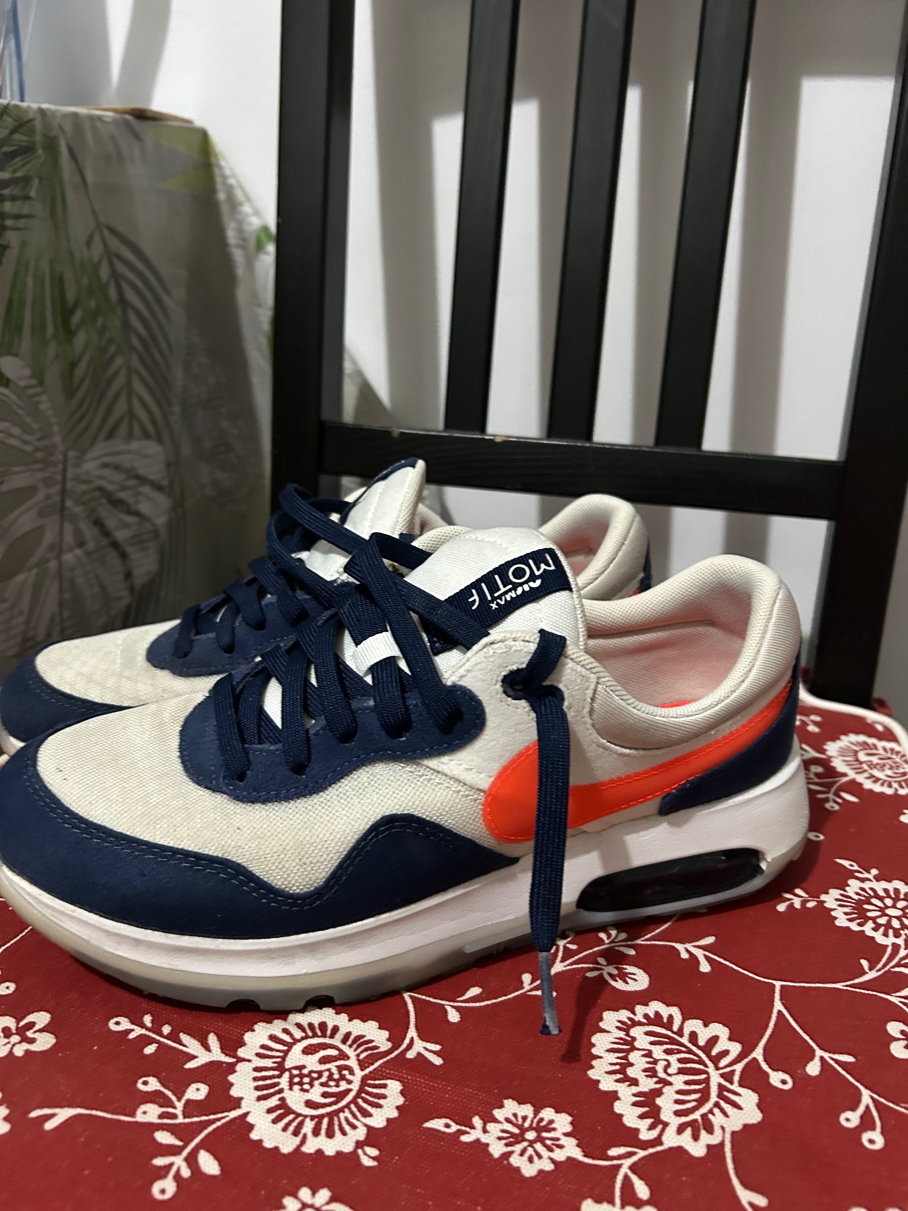 Adidas Nike unisex 40