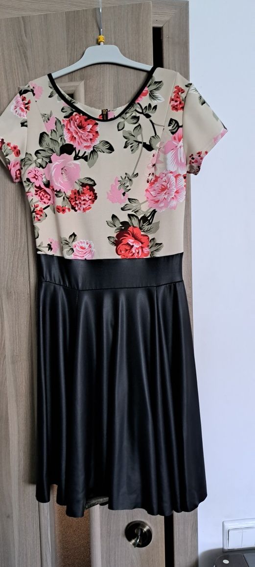 Geanta  Reserved noua si rochie