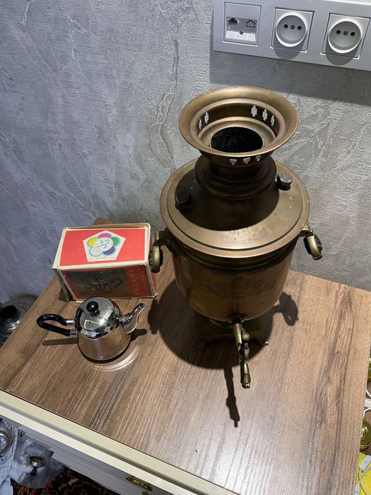 Samavar 3 litir 15 ta P.T bor 1886