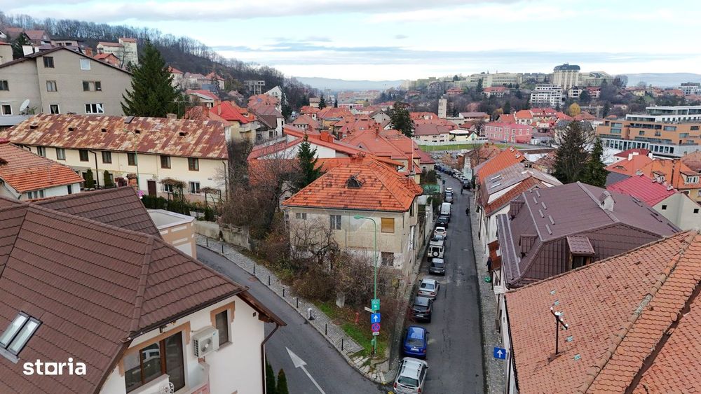 Apartament în vilă cu potențial | Centrul Istoric | Grădină | Parcare