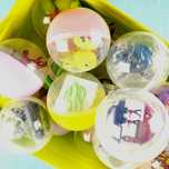 Капсули с висок клас играчки 45mm над 50 вида различни играчки
