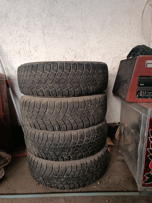 Продам зимние шины