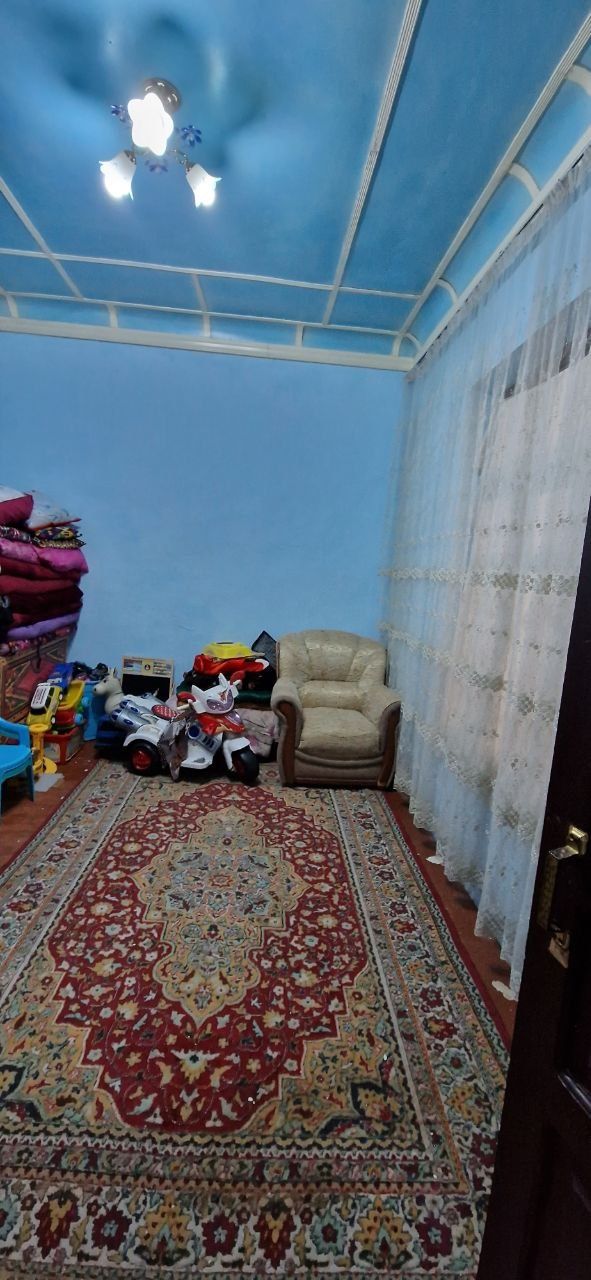 Uy sotiladi Nazarbek Ramadan