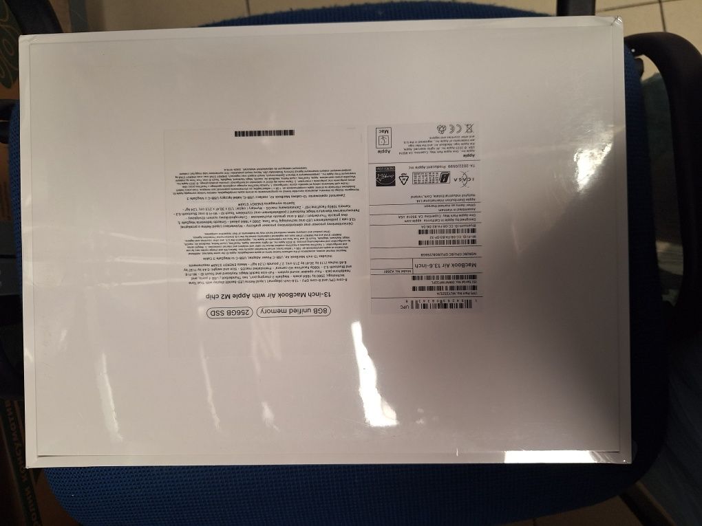 MacBook Air 13 инча Apple M2 чип, нов, неразпечтван!