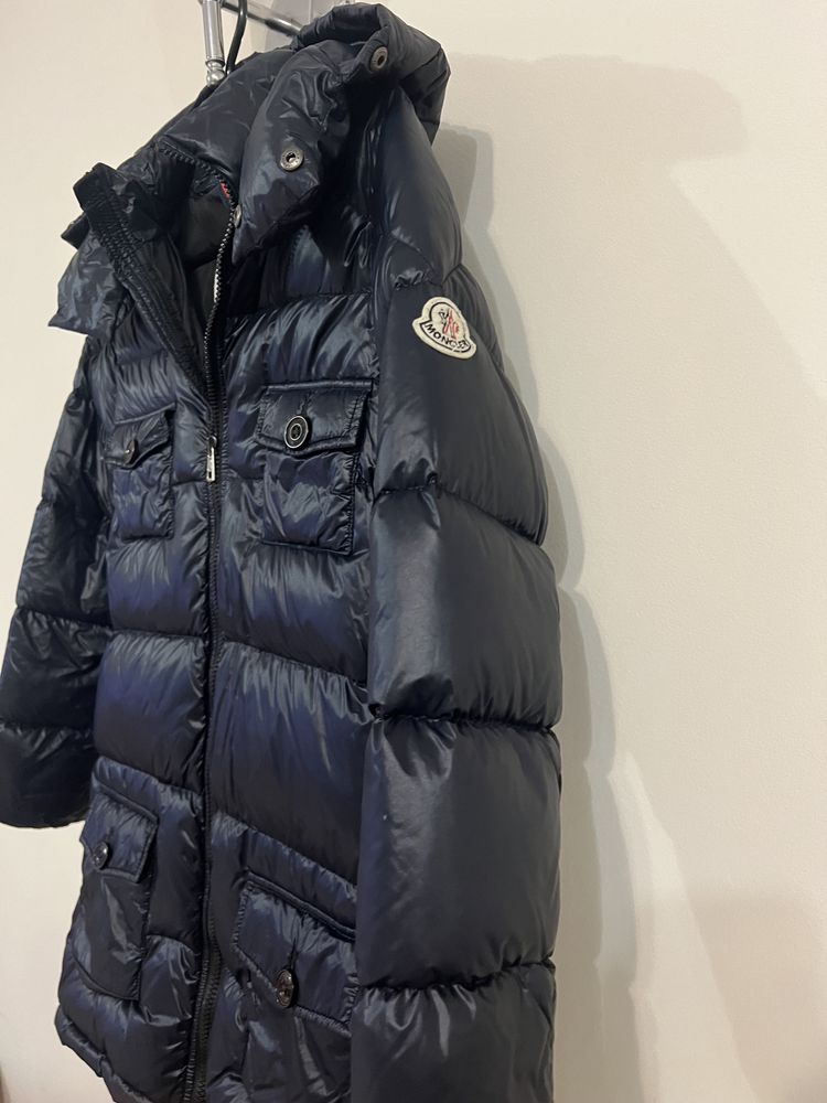 Яке Moncler от гъши пух за момче