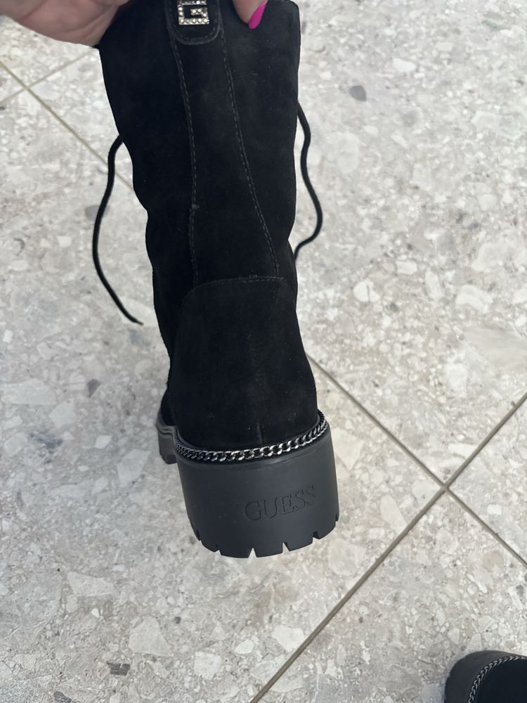 Боти Guess нови, 37 номер