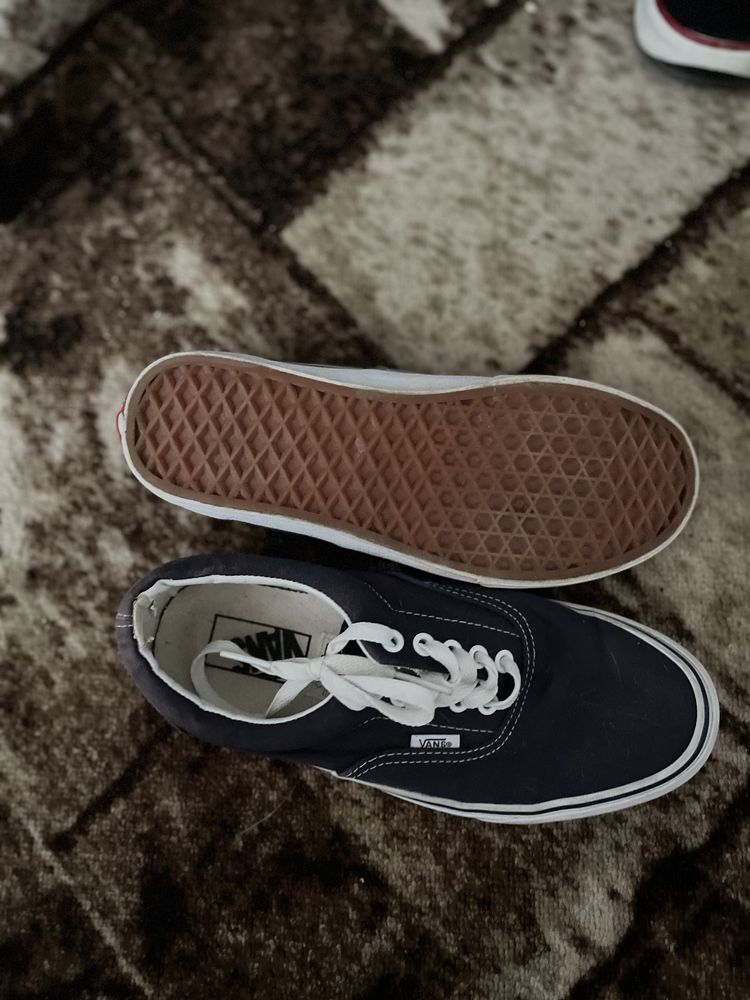 Тъмно сини Маратонки Vans