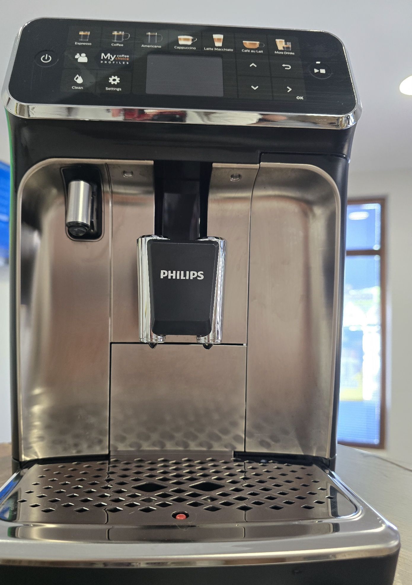 Philips 5400 LatteGo НОВА кафемашина