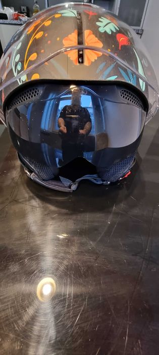 Детска каска за мотоциклет