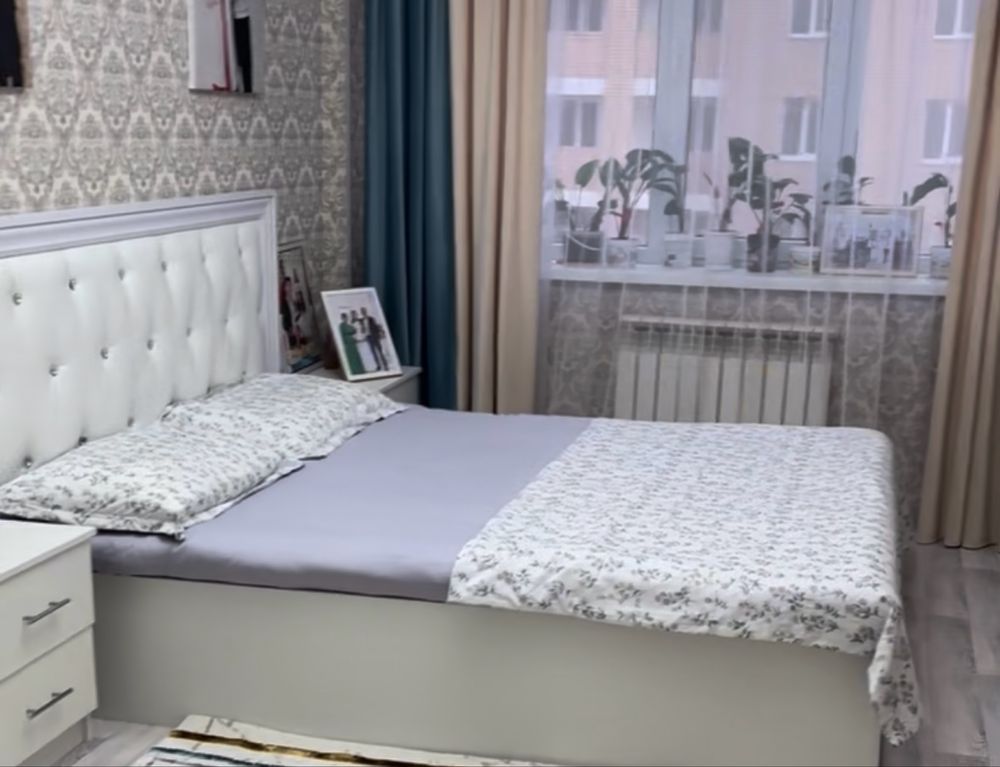 Кроват с матрасом