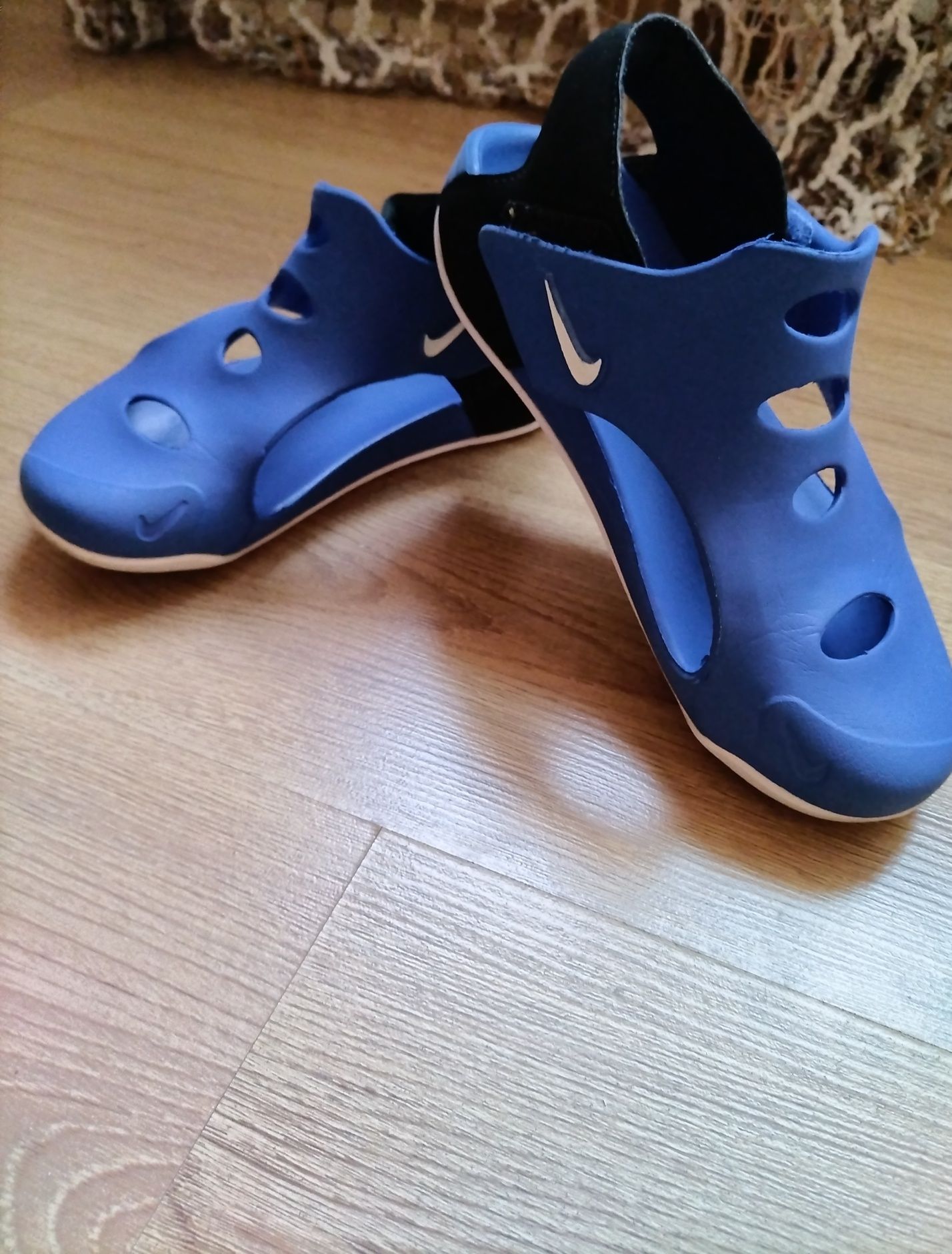 Sandale Baieti Nike albastru