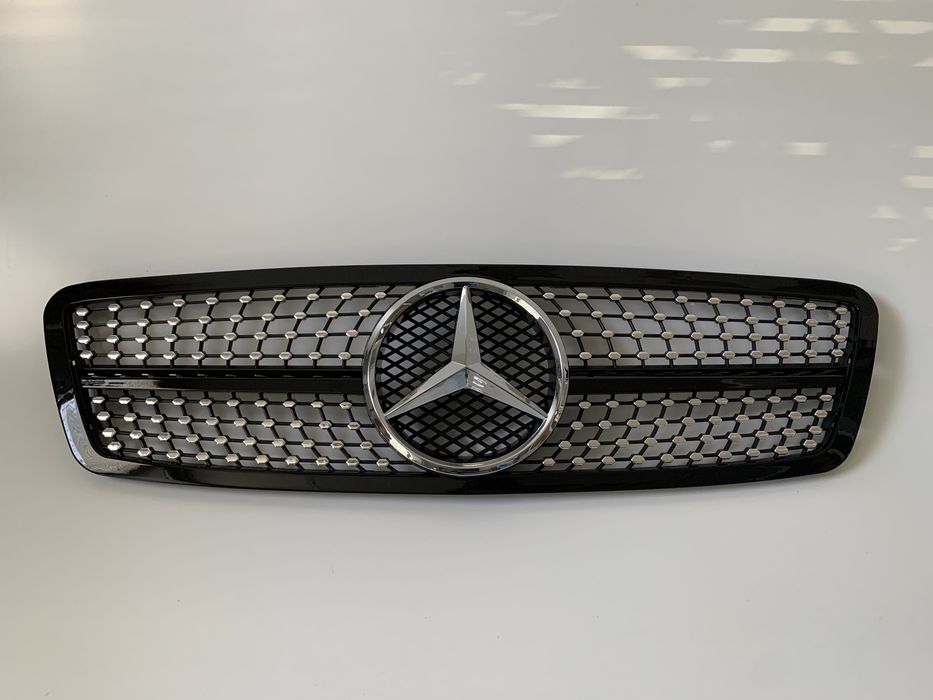 Решетка за Mercedes C Class W203 00-07 Седан