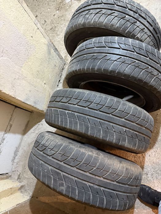 Зимни гуми u Джанти 225/60 R16