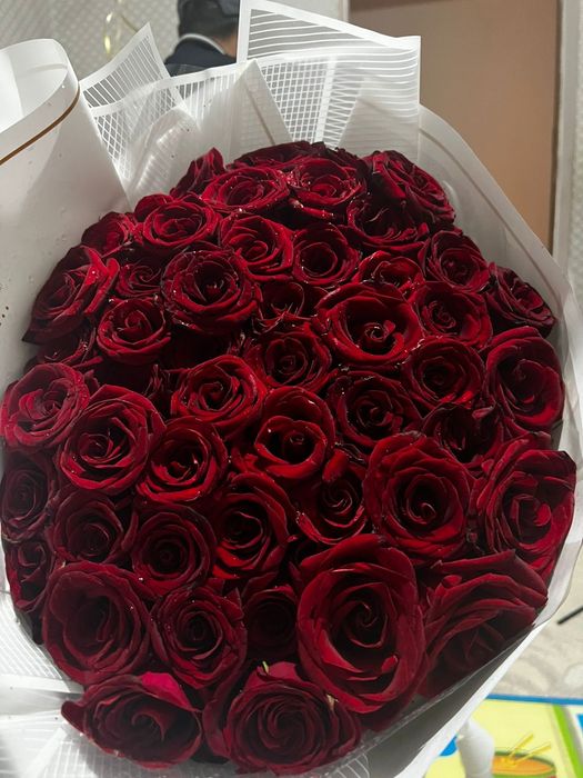 Роза букет с шарами