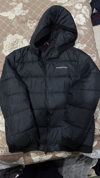 Продам зимнюю куртку в новом состоянии