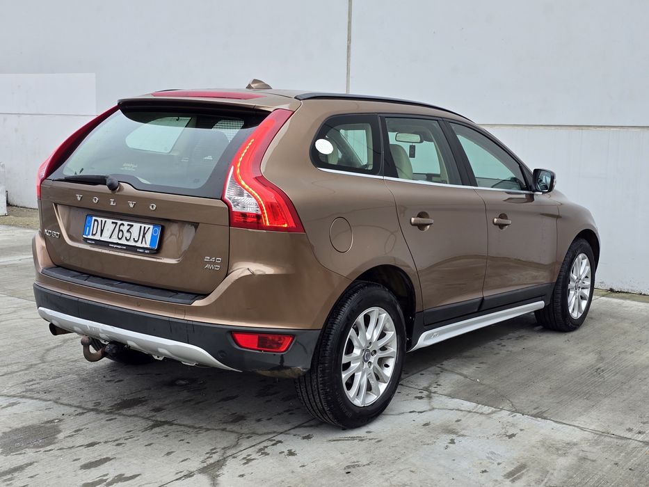 VOLVO XC60 2009 2.4D AWD 4X4 SUV import italia