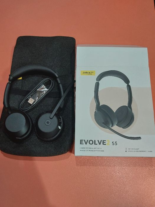 Casti wireless cu microfon Jabra Evolve2 55