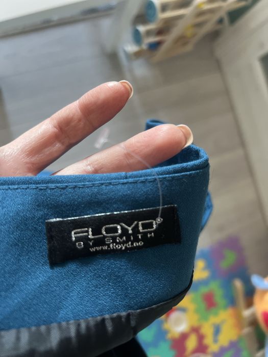 Fusta albastru petrol office