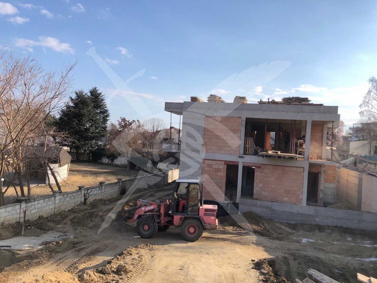 Продава се Къща в к.к. Св.Св. Константин и Елена - 200 кв.м за 1450 €/кв.м - Снимка #3