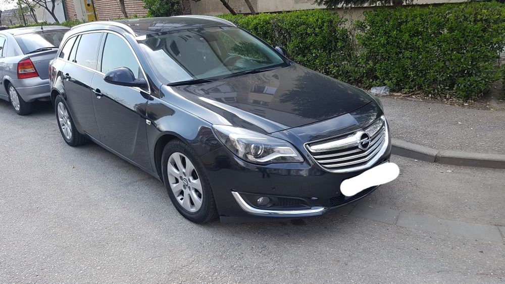 Vând Opel Insignia SportTourer