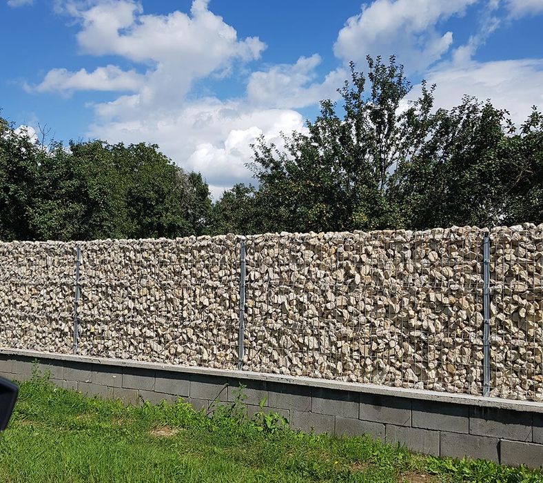 Vinde piatra decorativa din stoc
