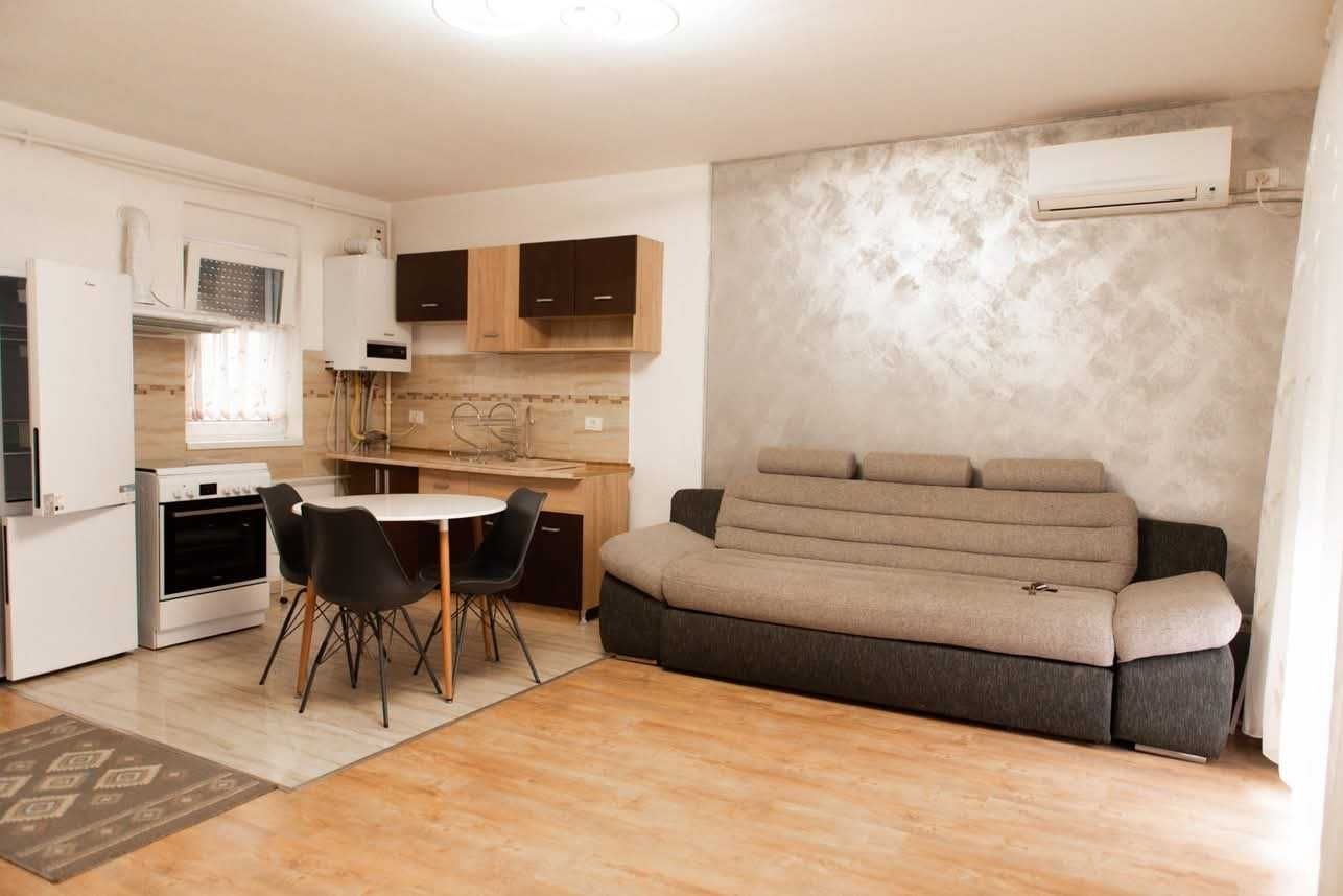 Proprietar vand  apartament 2 camere in zona Dumbravita