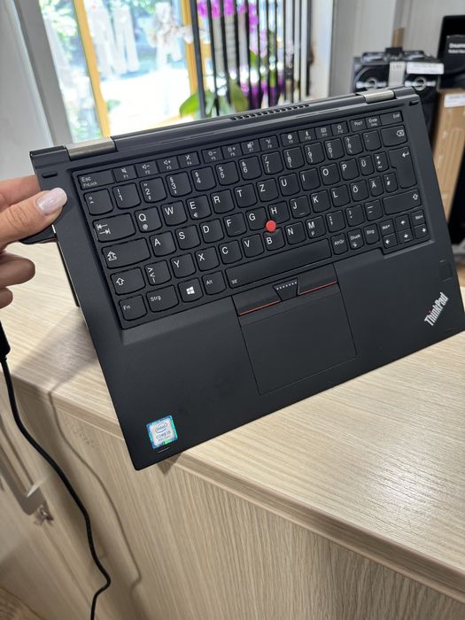 Laptop Lenovo ThinkPad X380 Yoga, i5-8250U, Touch, 8GB/256GB SSD+SIM!