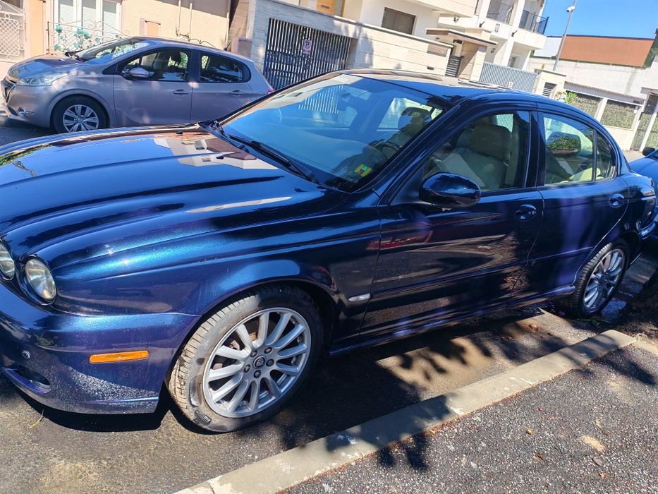 Dezmembrez Jaguar X-Type