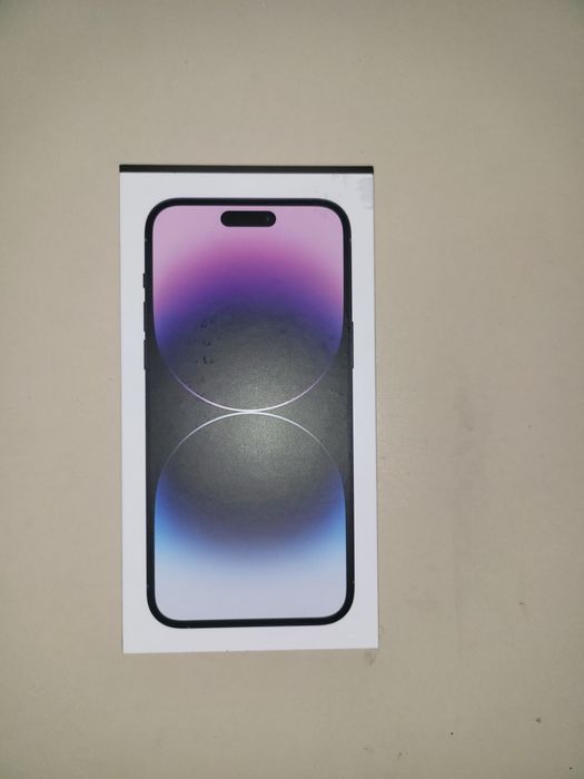 Продам айфон 14 про макс