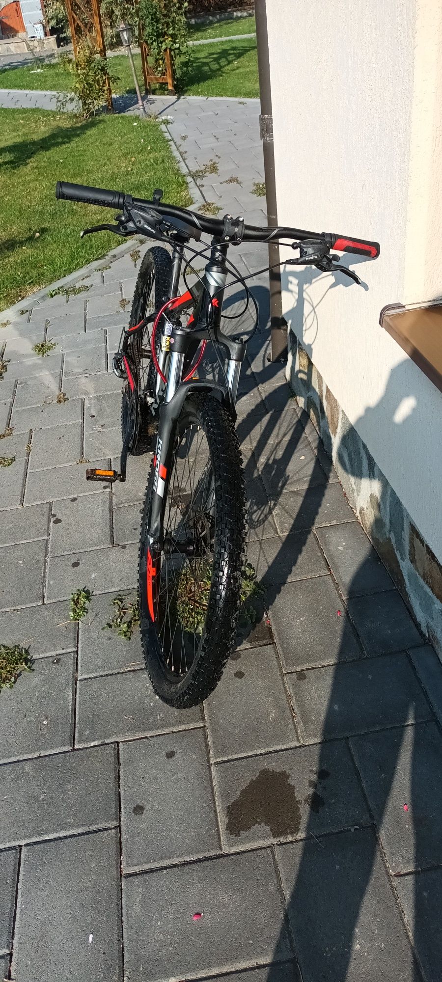 Vând bicicleta kross hexagon 6.0  27.5