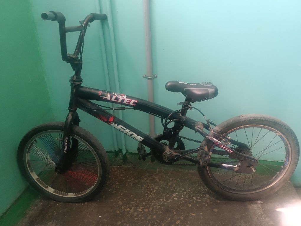 Продам Велосипед BMX