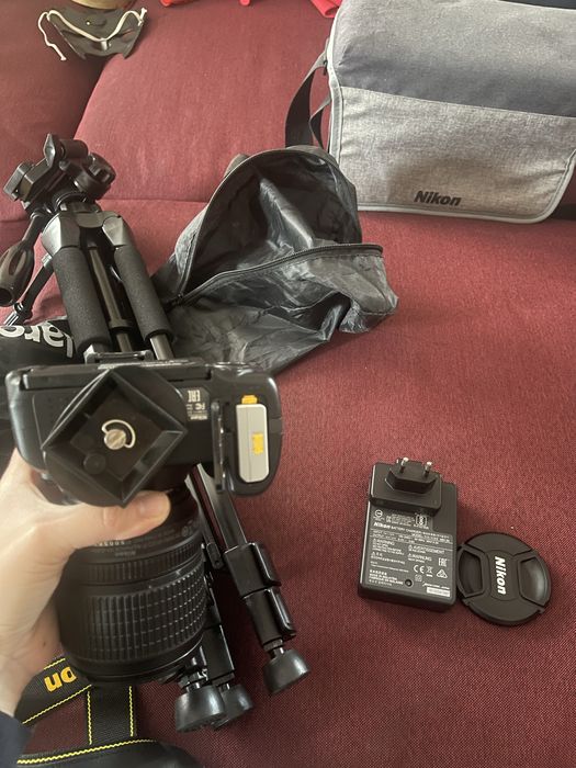 Фотоапарат Nikon D5300 +подарък