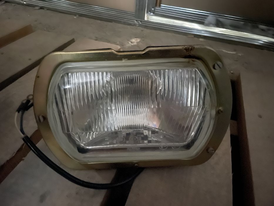 Фара для Москвич 2140