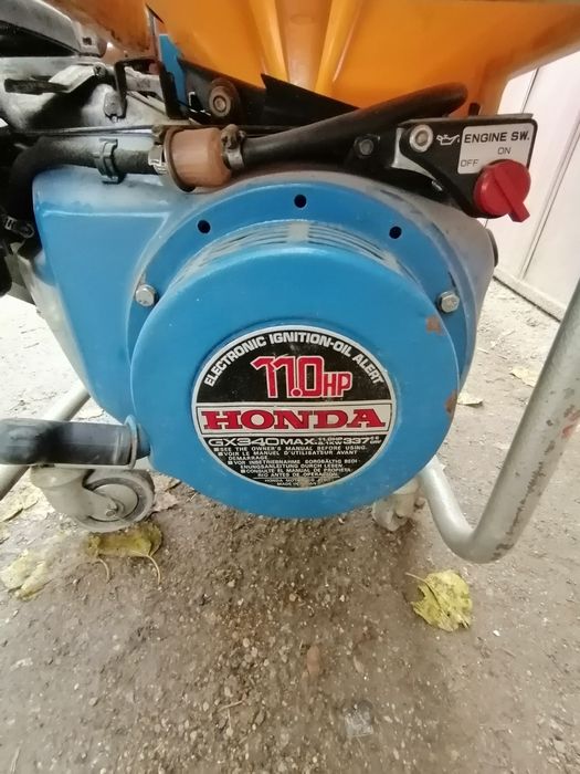 Vand generator curent