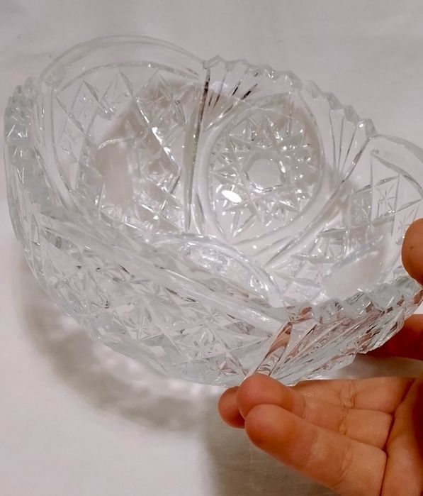 Idish-tovoq oshxona anjomlari