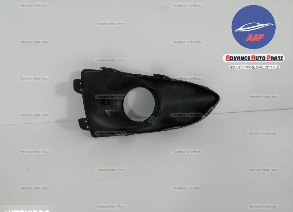 Ляв проекторен решетъчен капак / Lqv proektorен reshetъchen kapak Пежо