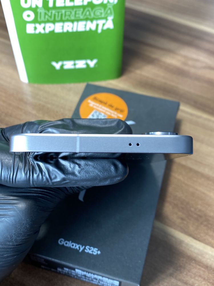 Samsung Galaxy S25+ Duos / Garanție 24 luni / 256 Gb / Ca nou |
