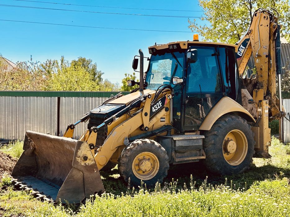 Услуги экскаватора погрузчика септик газ водопровод эксковатор