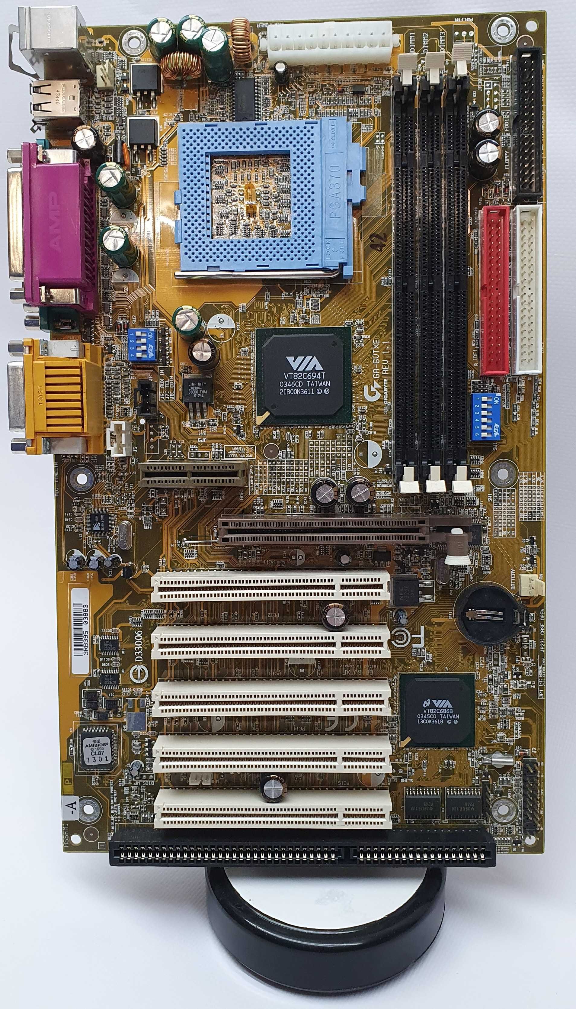 Gigabyte GA-6VTXE REV 1.1 Socket 370 cu suport Tualatin