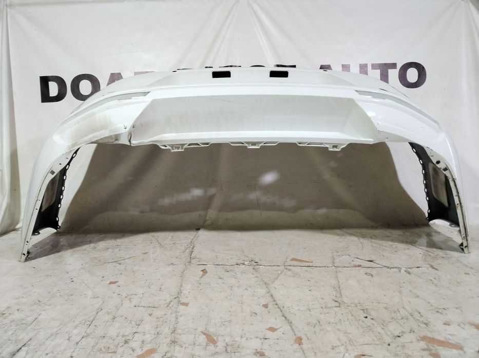 Bara spate VW Passat B8 Sedan, berlina, 2015, 2016, 2017, 2018, cod origine OE 3G5807421.